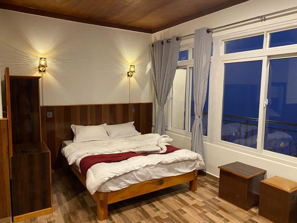 Panoramic View Guest House Sarangkot بوكْرا المظهر الخارجي الصورة