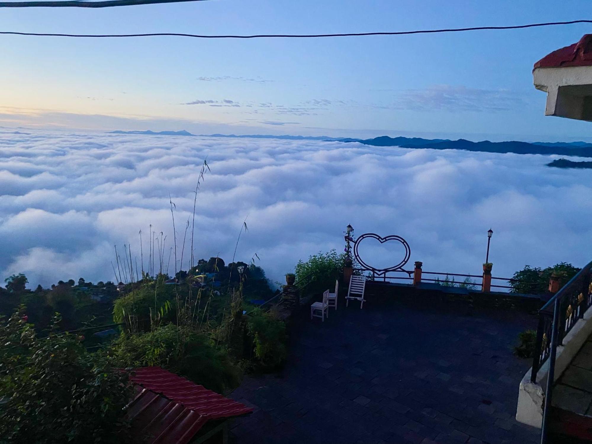 Panoramic View Guest House Sarangkot بوكْرا المظهر الخارجي الصورة