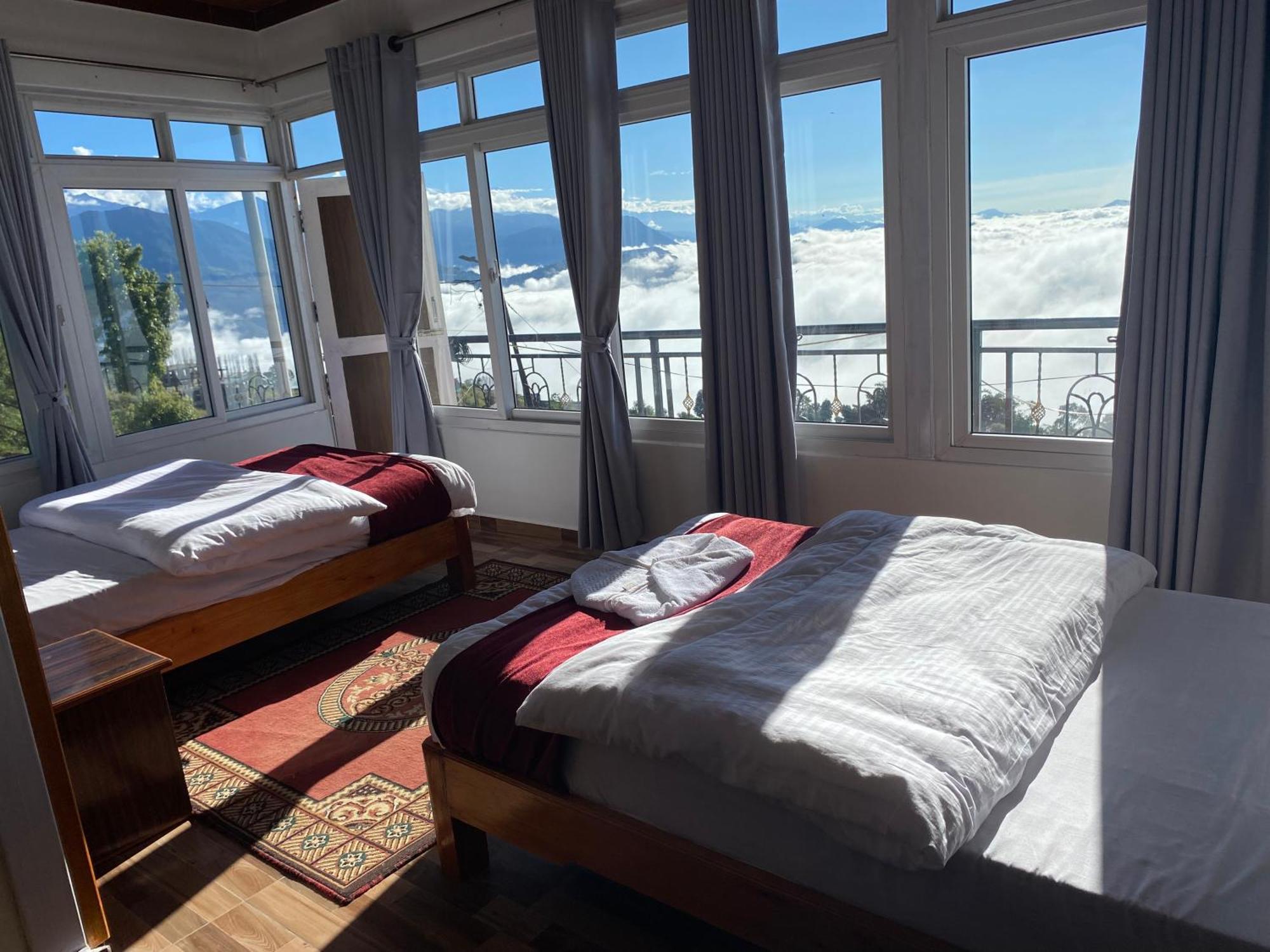 Panoramic View Guest House Sarangkot بوكْرا المظهر الخارجي الصورة
